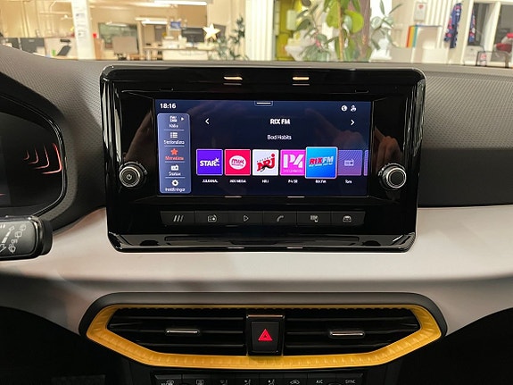 Seat Arona 18 of 18