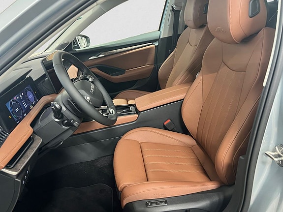 Skoda Superb 7 of 10