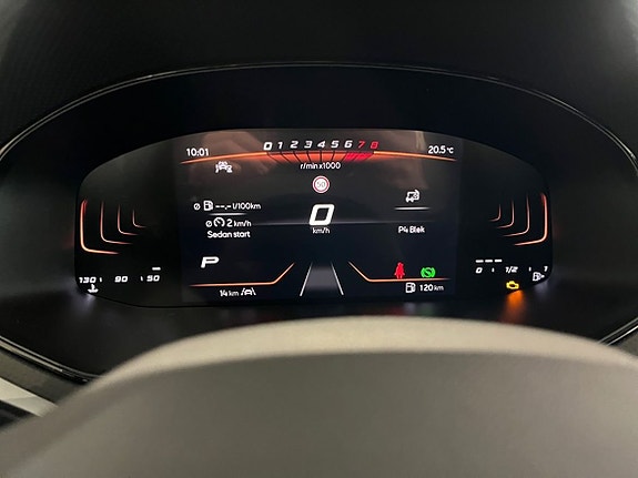 Seat Arona 11 of 15