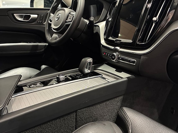 Volvo XC60 18 of 20