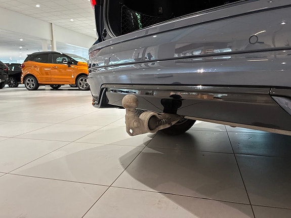 Volvo XC60 15 of 20