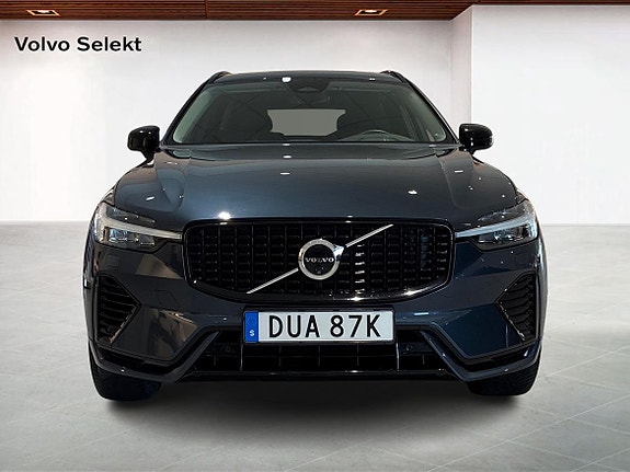 Volvo XC60 8 of 20