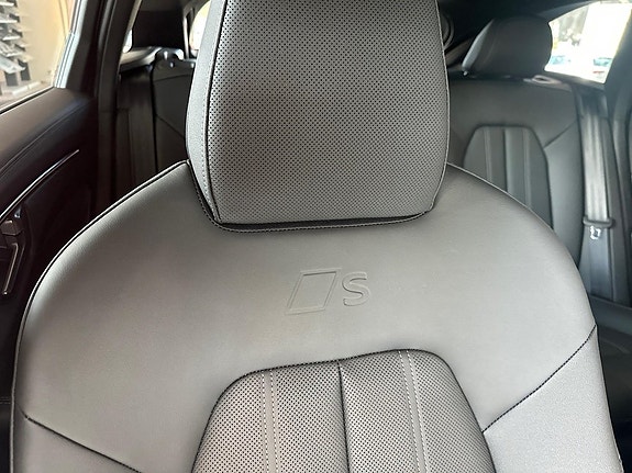 Audi A6 15 of 15