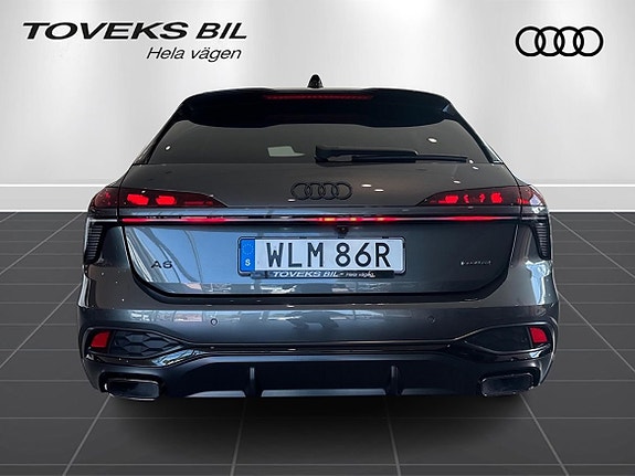 Audi A6 4 of 15