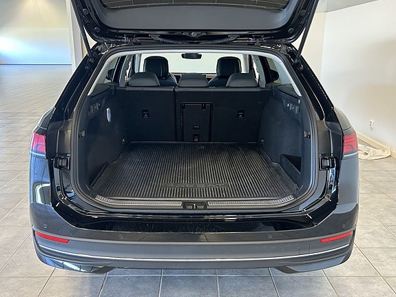 Volkswagen Passat 6 of 22