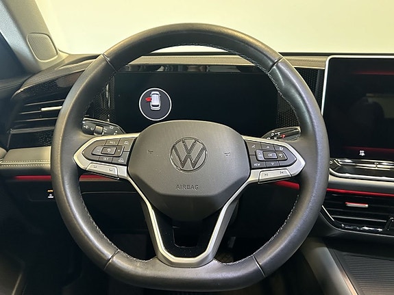 Volkswagen Passat 15 of 22