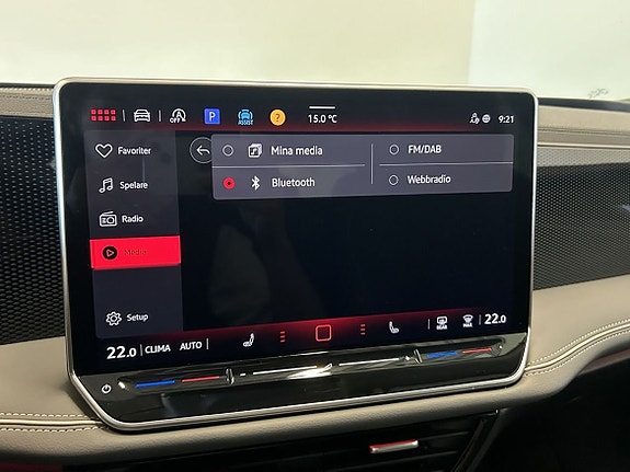 Volkswagen Passat 21 of 22