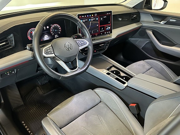 Volkswagen Passat 19 of 22