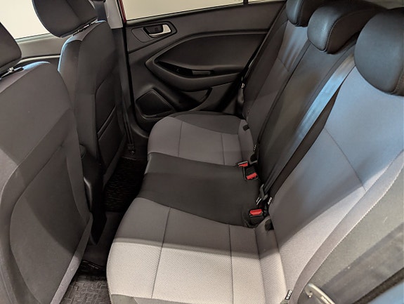 Hyundai i20 14 of 14
