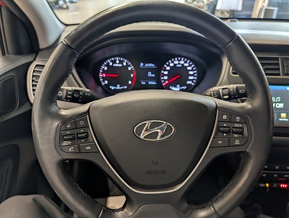 Hyundai i20 9 of 14