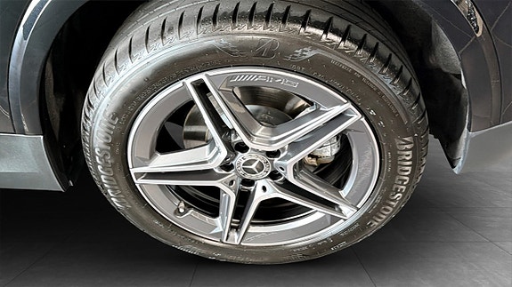 Mercedes-Benz GLA250 e 9 of 9
