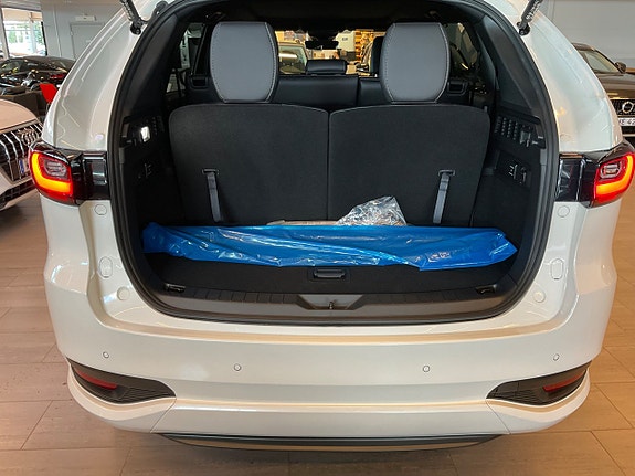 Mazda CX-80 14 of 14