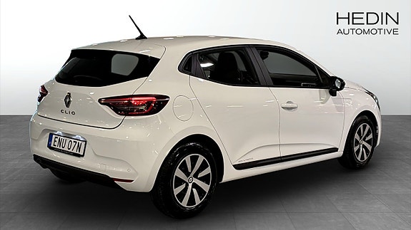 Renault Clio 2 of 10