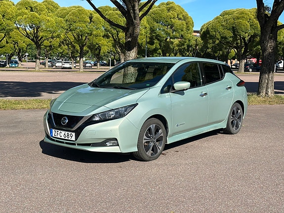 Nissan LEAF 2018