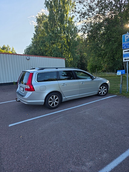 Volvo V70 2011
