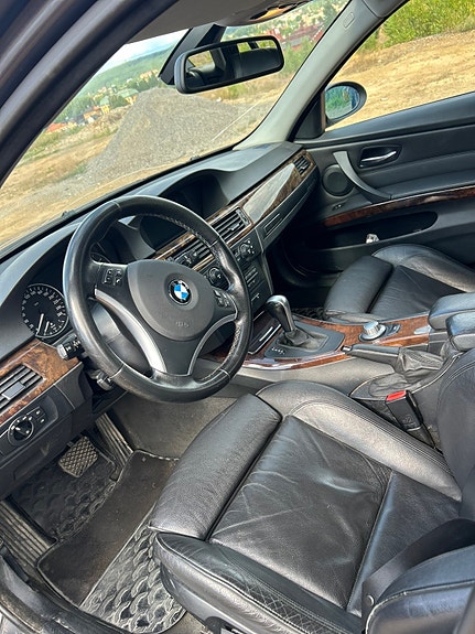 BMW 320d 8 of 10