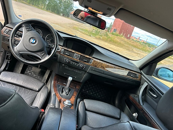 BMW 320d 10 of 10