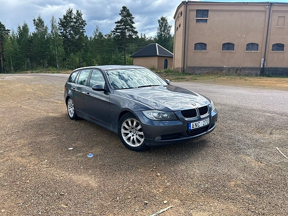BMW 320d 6 of 10