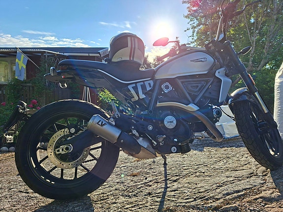 Ducati Scrambler 800 6 of 8