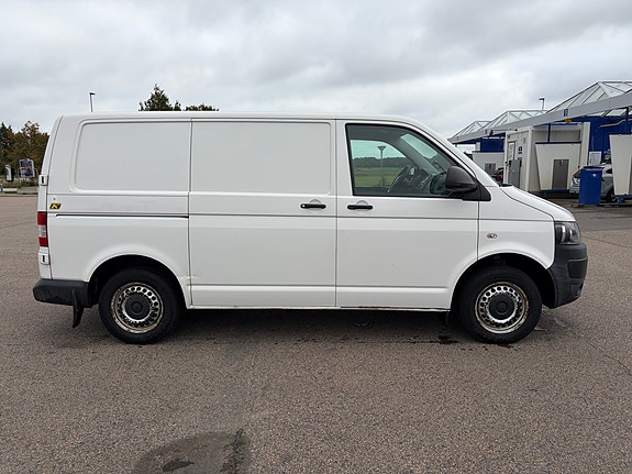 Volkswagen Transporter 4 of 7