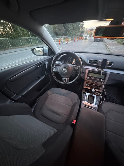 Volkswagen Passat 6 of 7