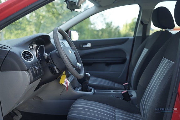 Ford Focus 11 of 13