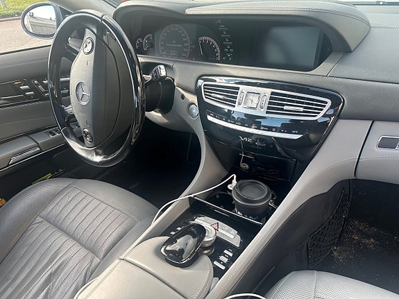 Mercedes-Benz CL600 6 of 7