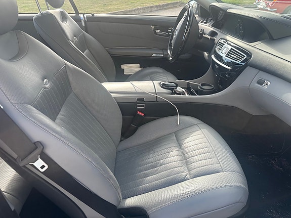 Mercedes-Benz CL600 7 of 7