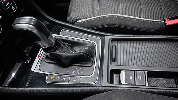 Volkswagen Golf I 17 of 30