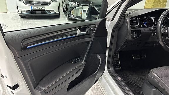 Volkswagen Golf I 10 of 30