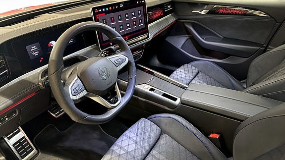 Volkswagen Passat 7 of 26