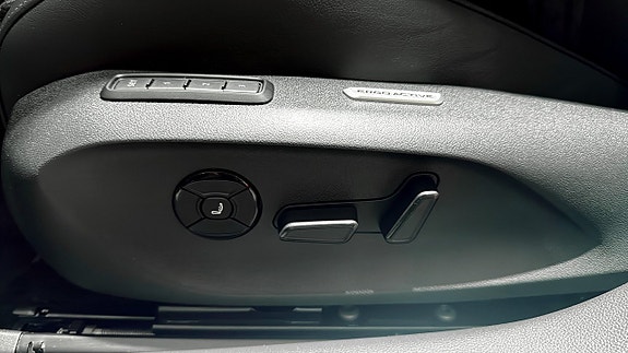 Volkswagen Passat 24 of 26
