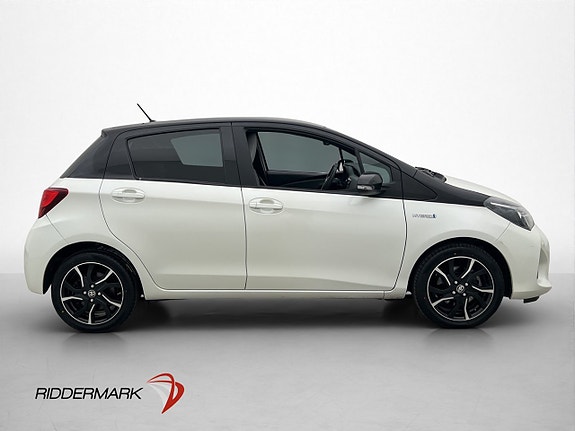 Toyota Yaris 9 of 30