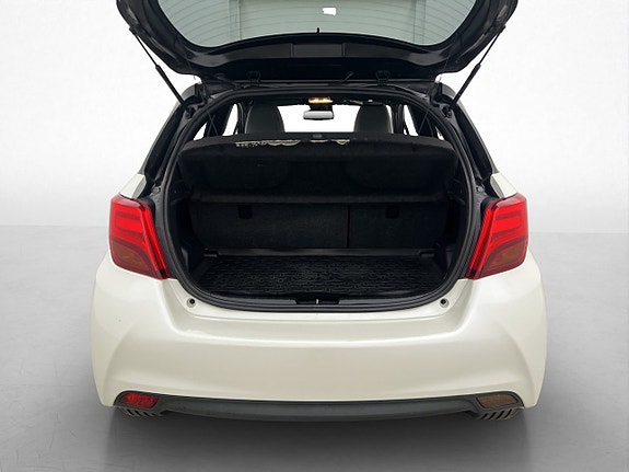 Toyota Yaris 26 of 30