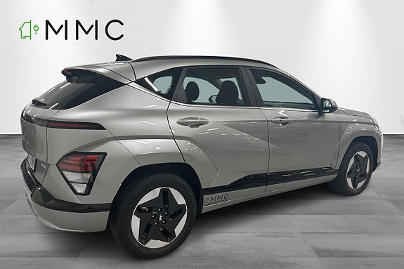 Hyundai Kona 2 of 8