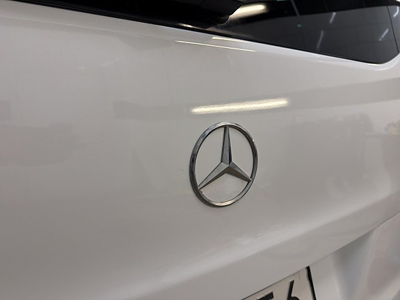 Mercedes-Benz V220 d 30 of 30