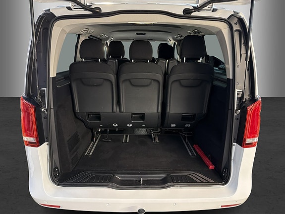 Mercedes-Benz V220 d 19 of 30