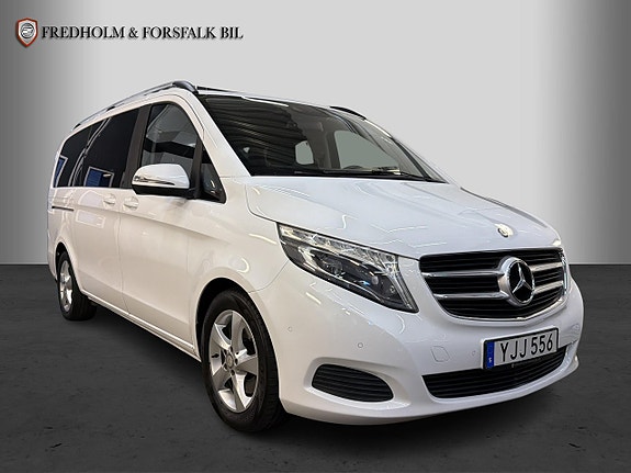 Mercedes-Benz V220 d 6 of 30