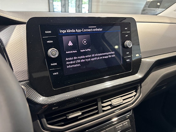 Volkswagen T-Cross 17 of 21