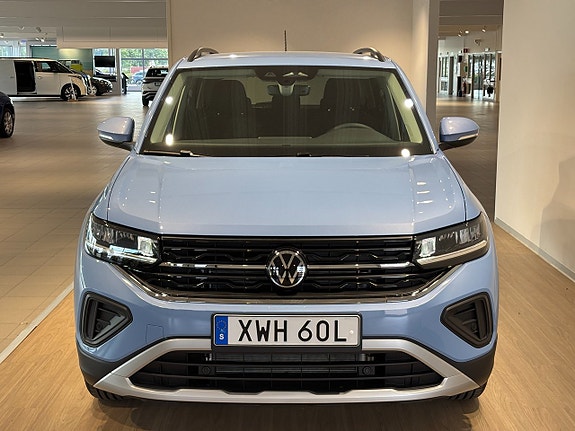 Volkswagen T-Cross 2 of 21
