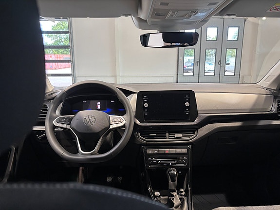 Volkswagen T-Cross 10 of 21