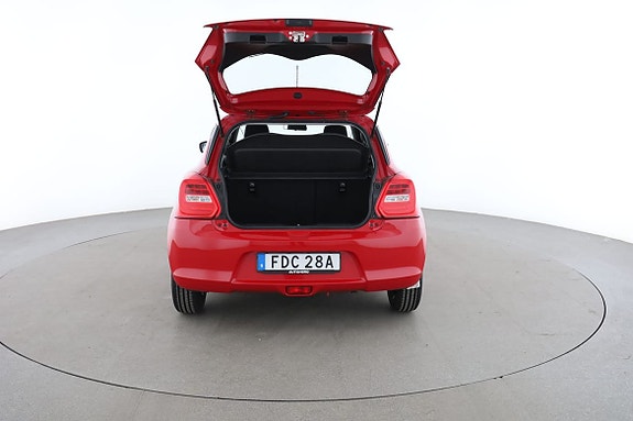 Suzuki Swift 17 of 30