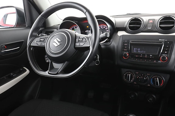 Suzuki Swift 14 of 30