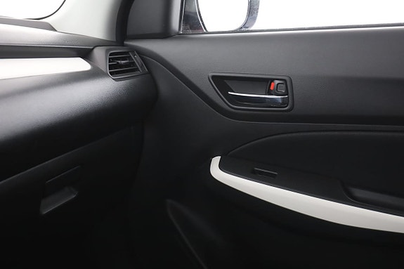Suzuki Swift 27 of 30