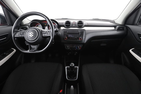 Suzuki Swift 13 of 30