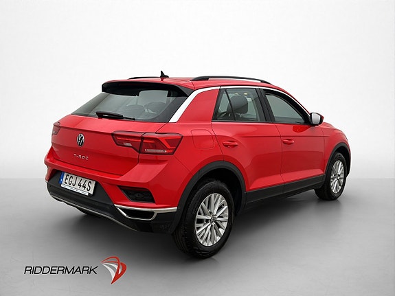 Volkswagen T-Roc 8 of 28