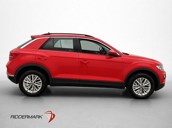 Volkswagen T-Roc 9 of 28