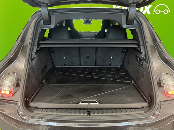 BMW iX 16 of 26