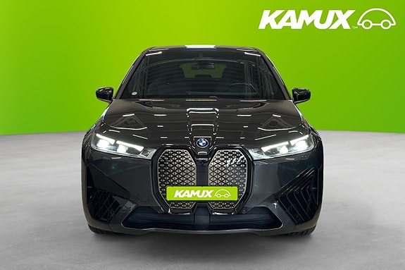 BMW iX 6 of 26