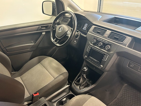 Volkswagen Caddy 9 of 12